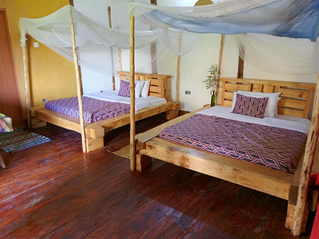 Mountain View 1 Two Beds